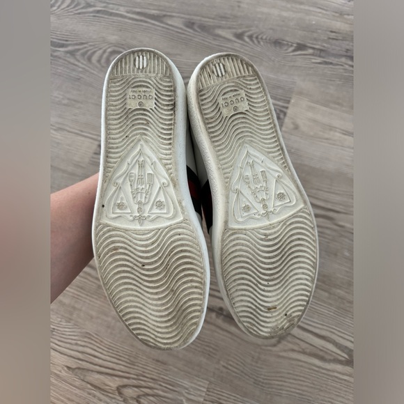 Gucci Ace Sneaker with Bee, size 36.5 - Picture 6 of 9